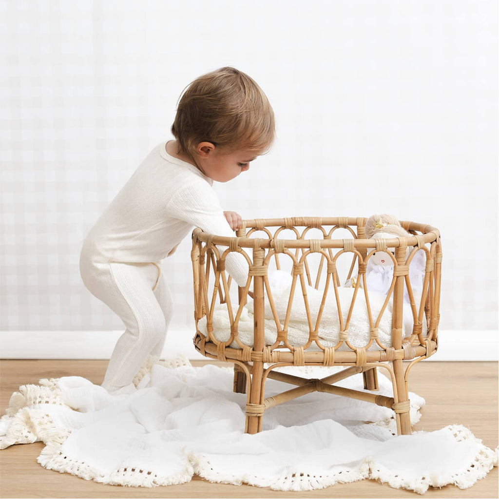 Scalloped Ribbed Footie - Cream